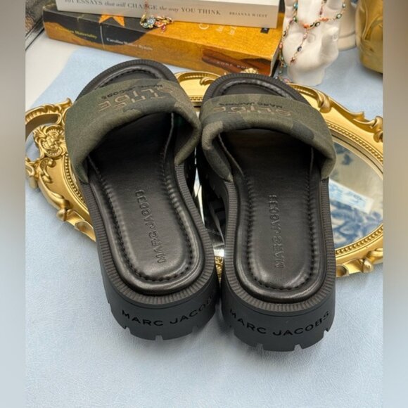 🆕 MARC JACOBS 🧿 NWOB The Camo Jacquard Lug Sole Slide - Sz 37 US 7 - Picture 12 of 15